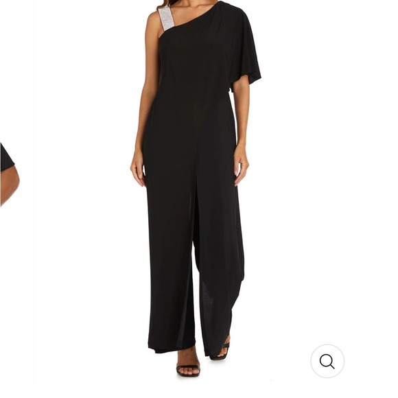 Elegant Black One-Shoulder Jumpsuit - Picture 1 of 5